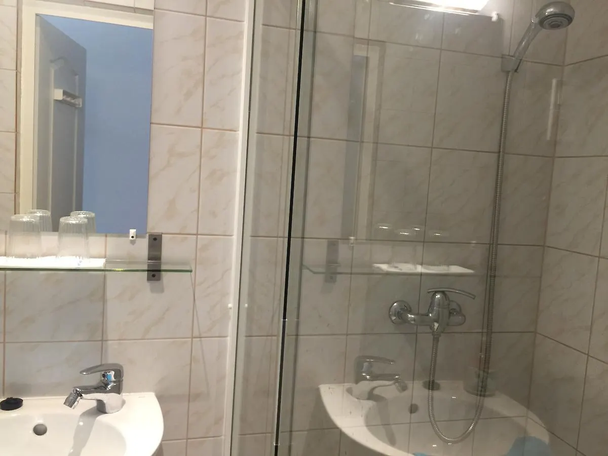 Capital Guesthouse Budapest 3*,  Hungary