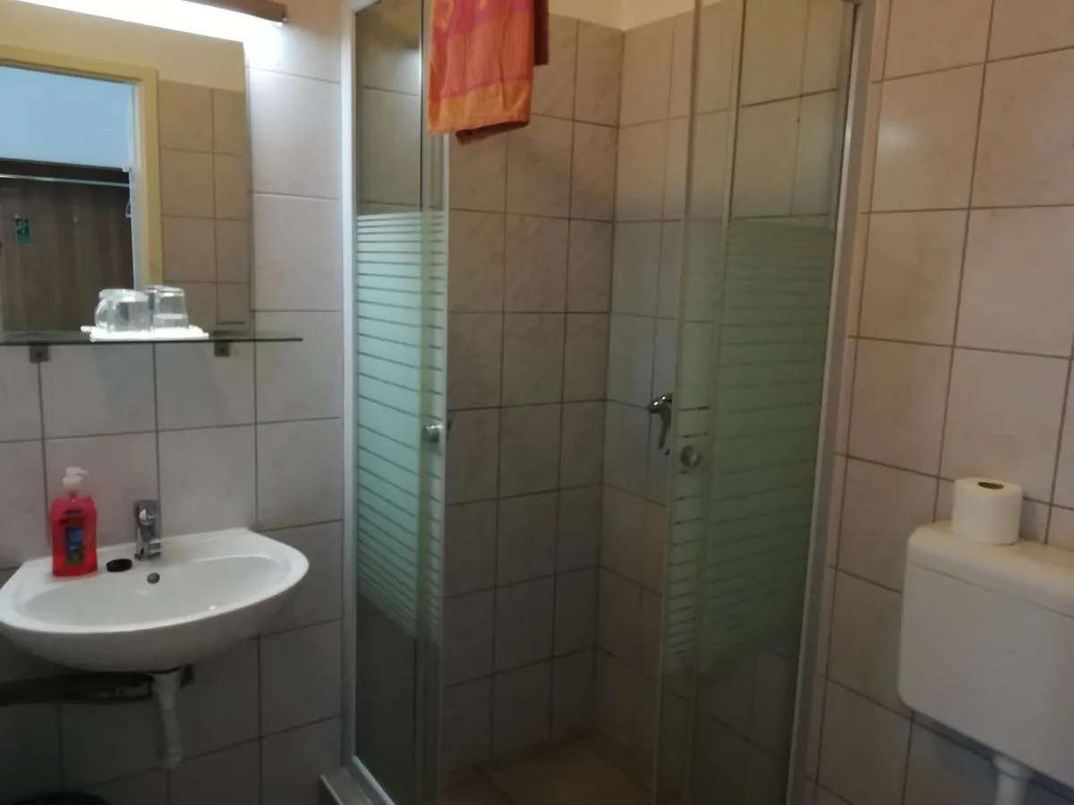 Capital Guesthouse Budapest Guest house